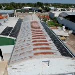 Instalación de paneles solares fotovoltaicos para generación de energía