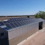 Instalación de paneles solares fotovoltaicos para generación de energía