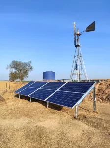 Instalación de paneles solares fotovoltaicos para generación de energía